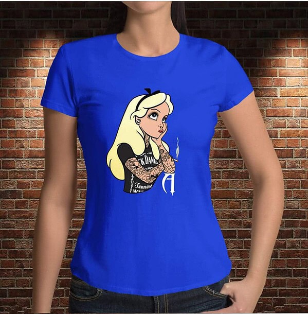 Camiseta Alicia Gótica - Imagen 5