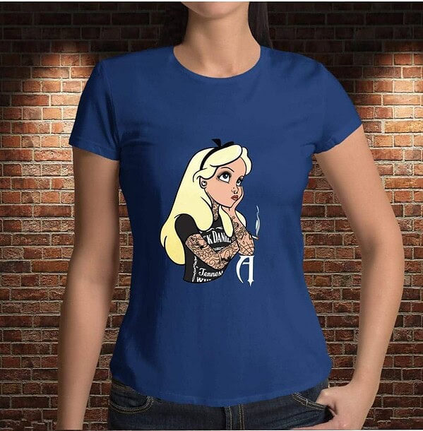 Camiseta Alicia Gótica - Imagen 7