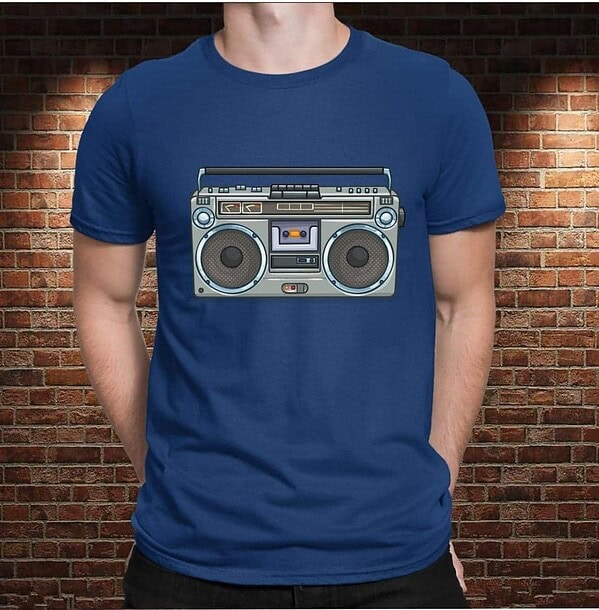 Camiseta Radio Cassette