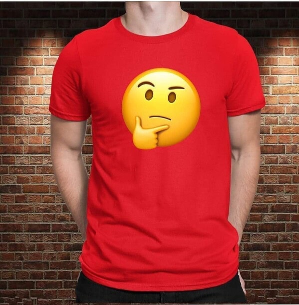 Camiseta Emoji Pensativo