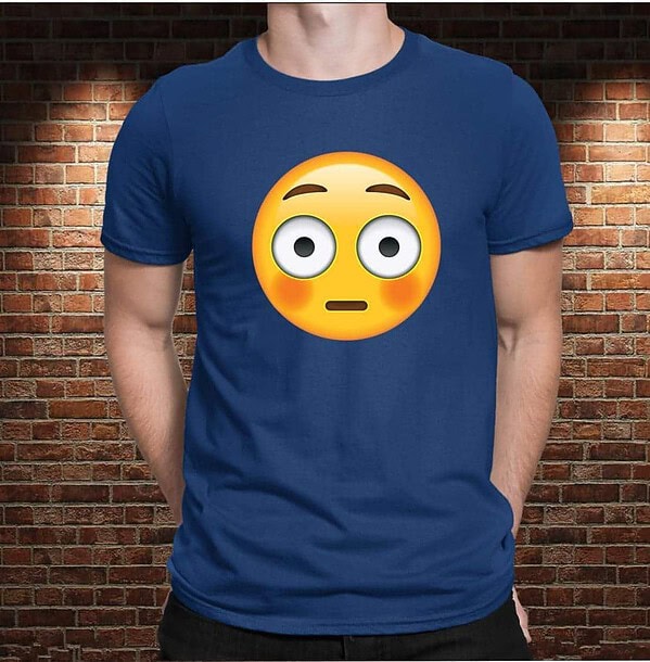 Camiseta Emoji Sorprendido