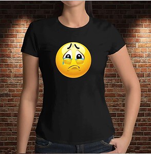 Camiseta Emoji Haciendo Pucheros – Imagen de producto