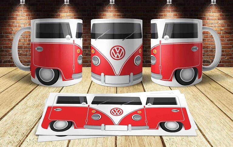 Taza Furgoneta Hippie Roja – Imagen de producto